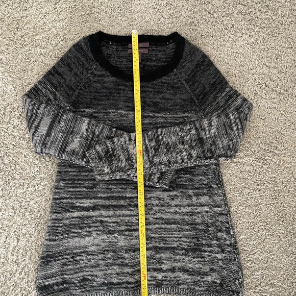 Women's Saffron Black and Gray Cashmere Sweater- Medium - Picture 10 of 10